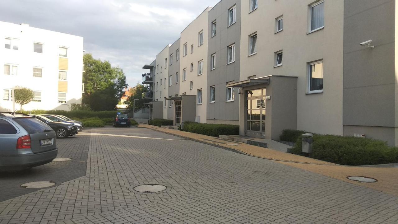 Selenza Apartament By Apartamenty Na Dni Wrocław Exteriör bild